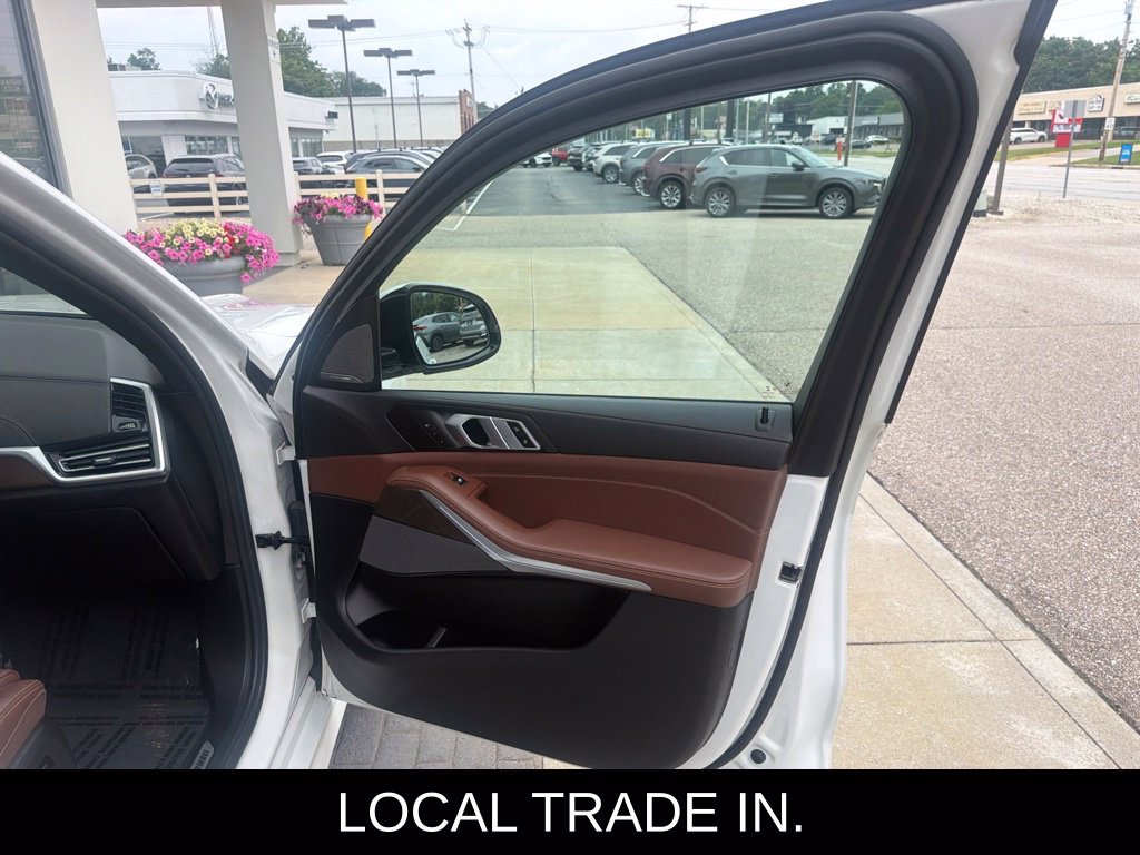 Used 2021 BMW X5 xDrive45e w/ M Sport Package AWD/4WD image 16