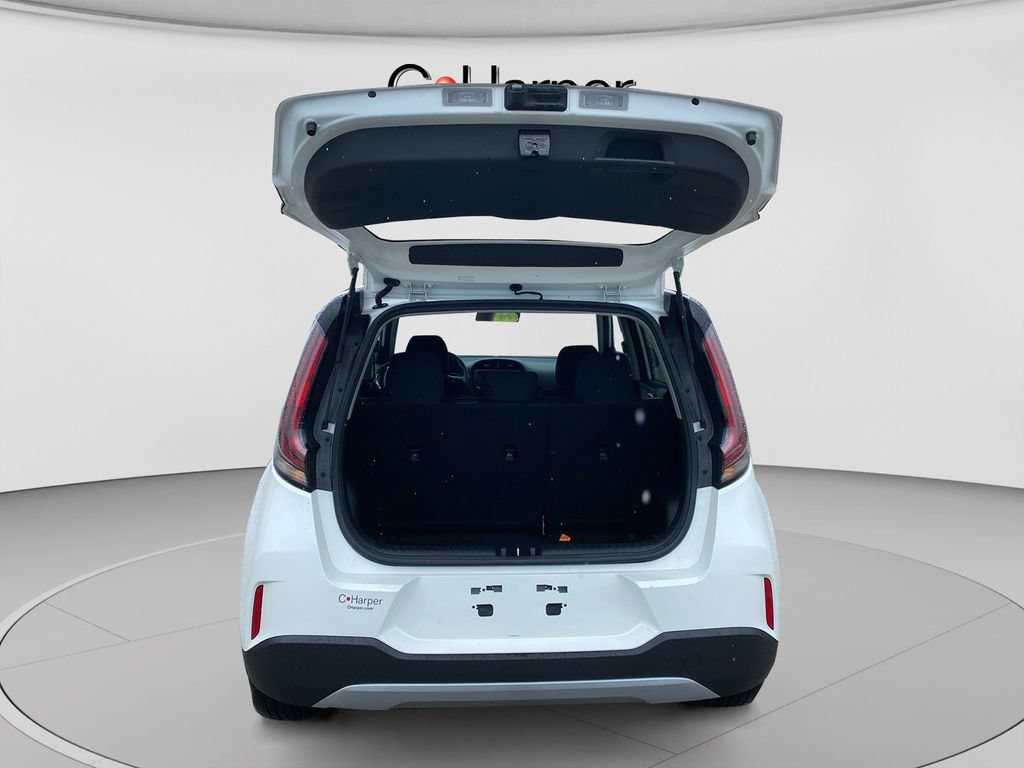 Certified 2024 Kia Soul LX FWD image 15