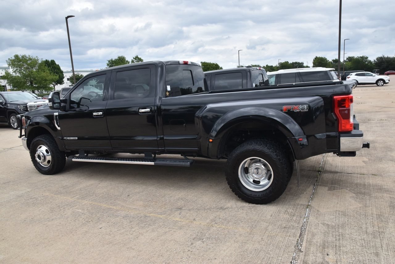 Used 2018 Ford F350 Lariat w/ Lariat Ultimate Package AWD/4WD image 9