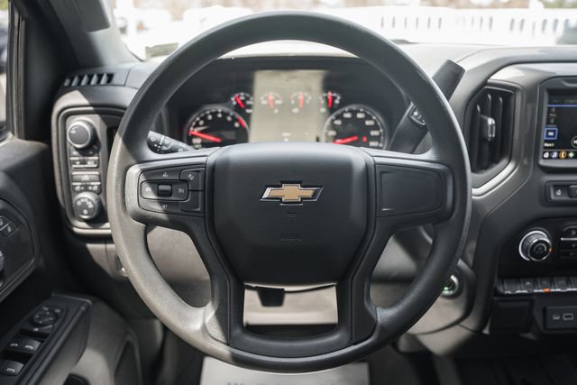 Used 2023 Chevrolet Silverado 1500 Custom AWD/4WD image 34