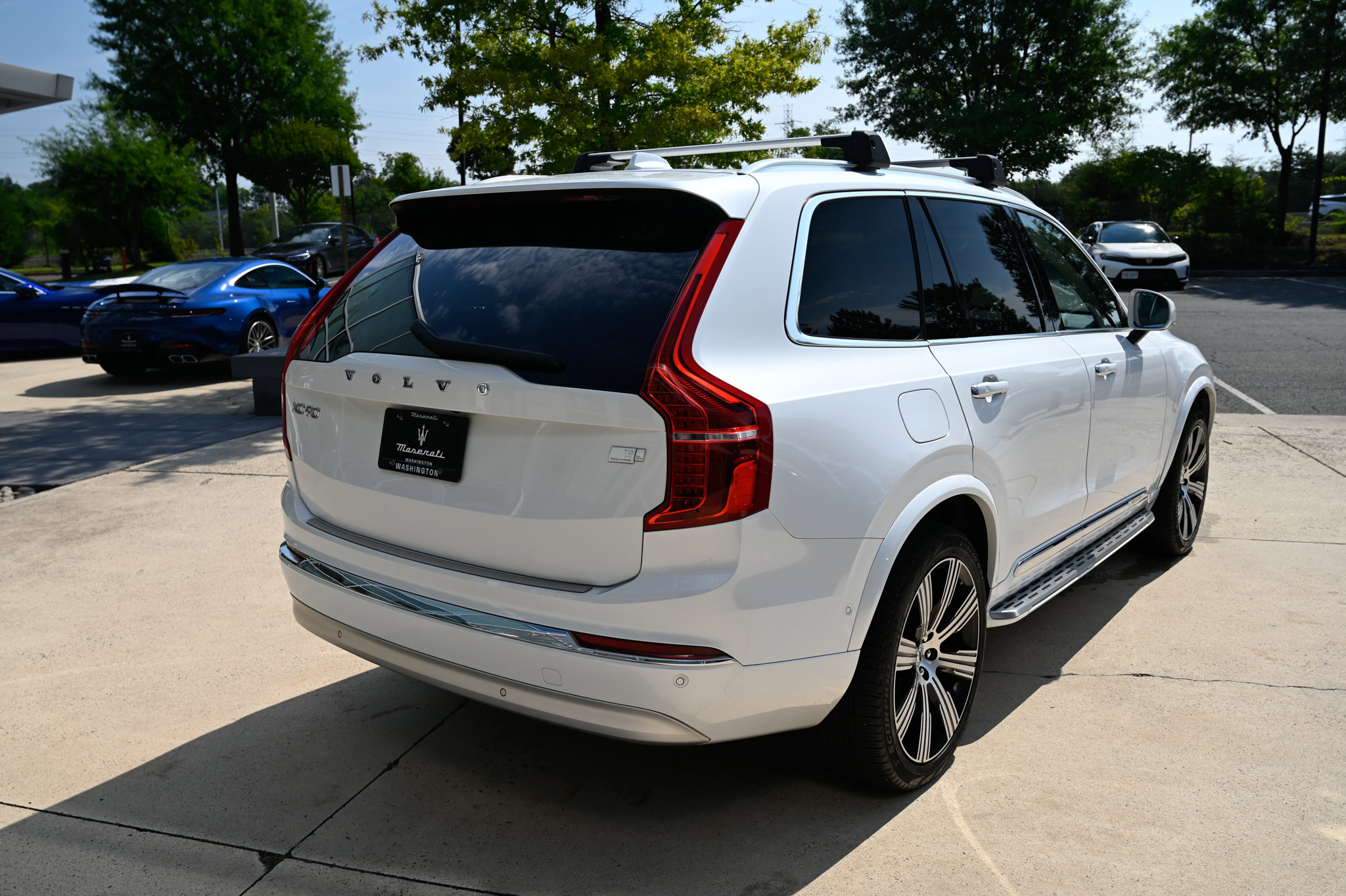 Used 2022 Volvo XC90 T8 Inscription w/ Advanced Package AWD/4WD image 5