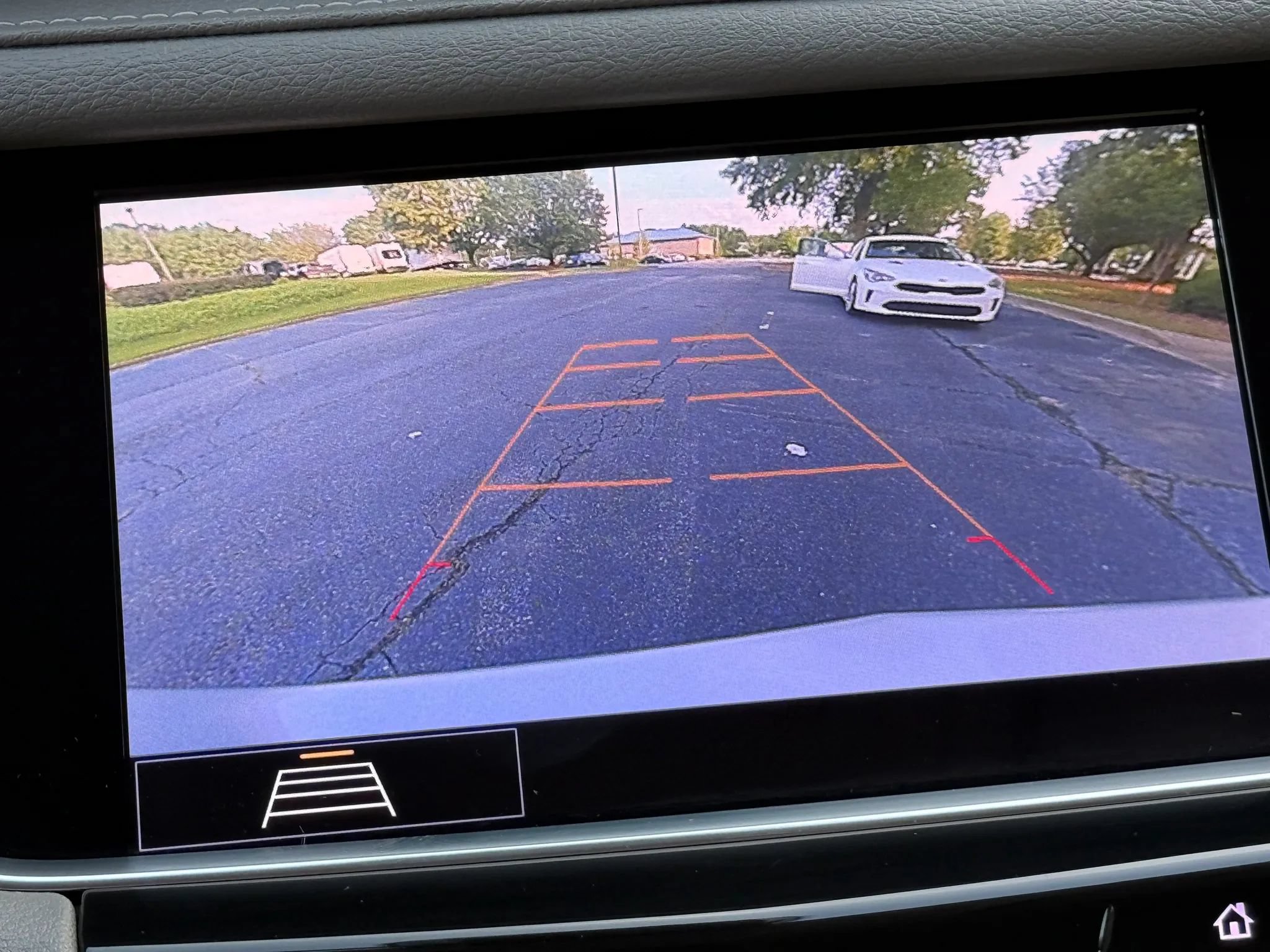 Used 2020 Cadillac XT5 Premium Luxury FWD image 13