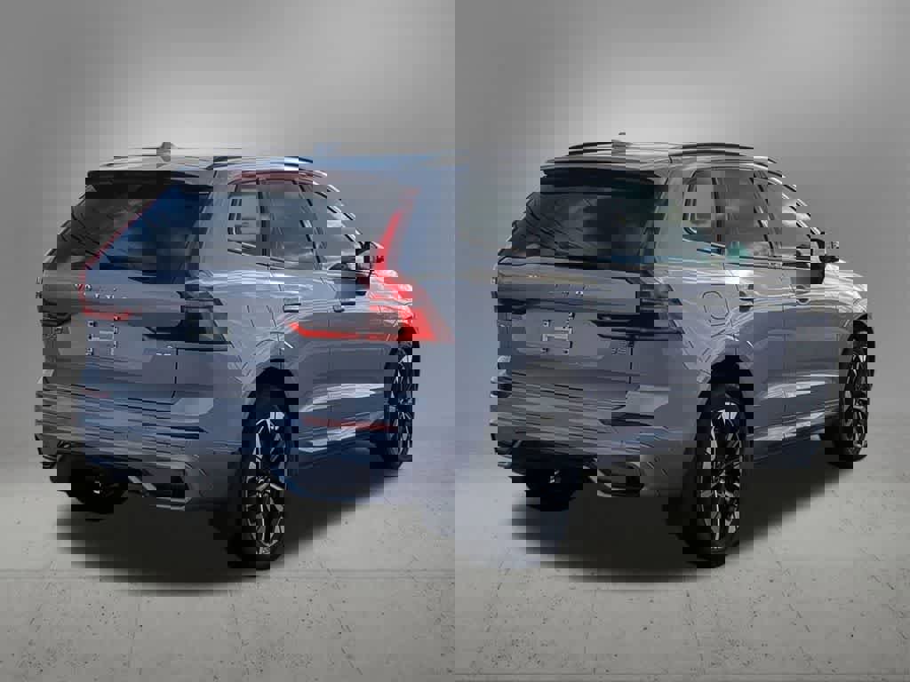 New 2026 Volvo XC60 B5 Plus w/ Protection Package Premier image 6