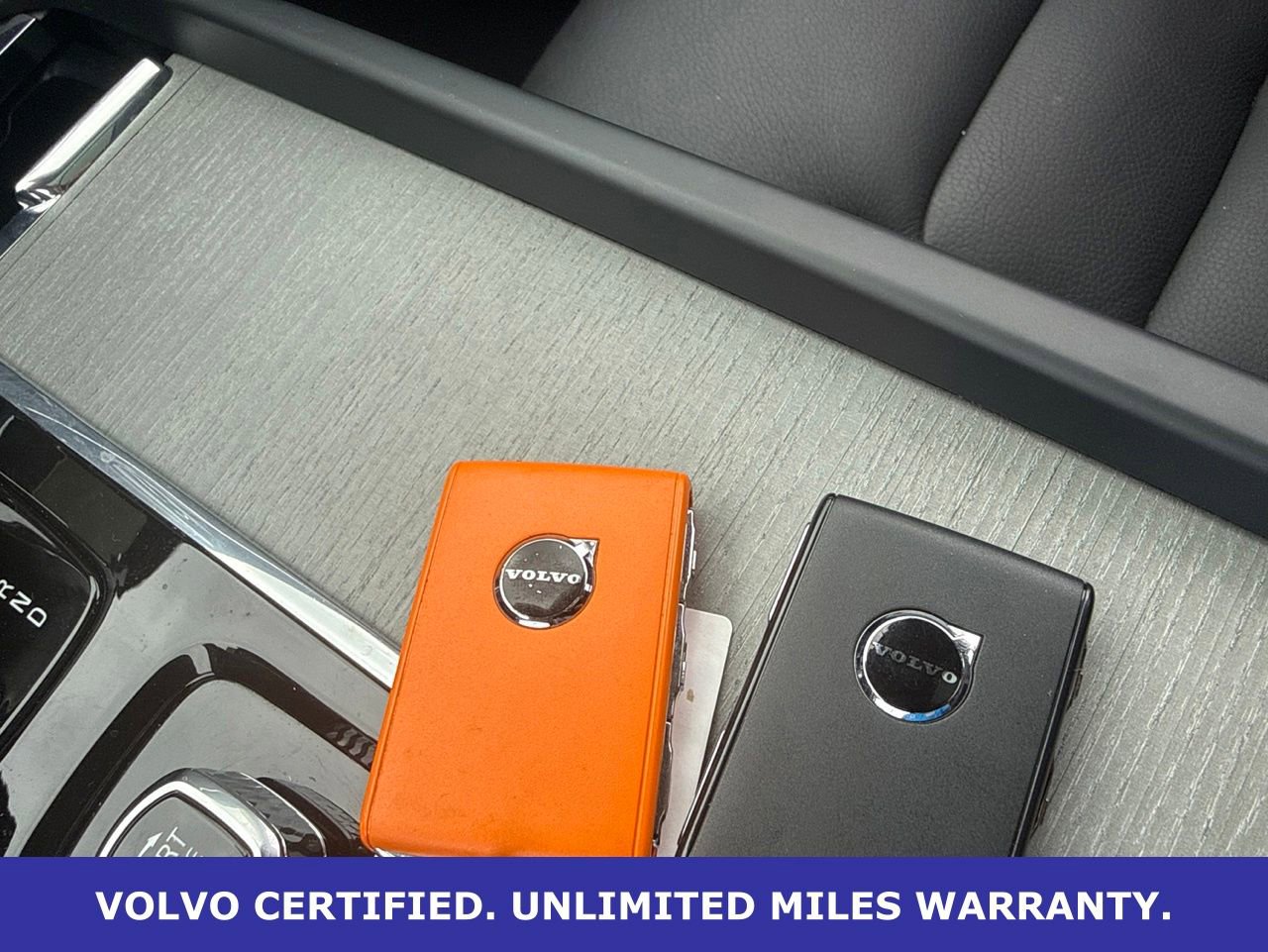 Certified 2025 Volvo XC60 B5 Plus AWD/4WD image 26