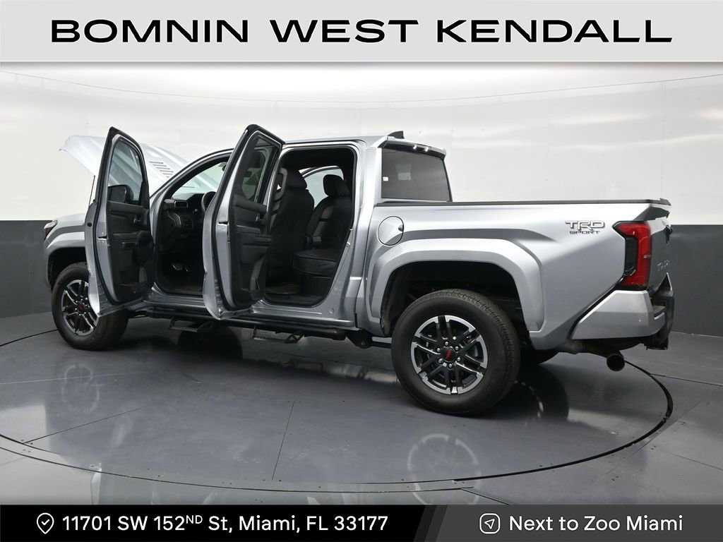 Used 2024 Toyota Tacoma TRD Sport image 32