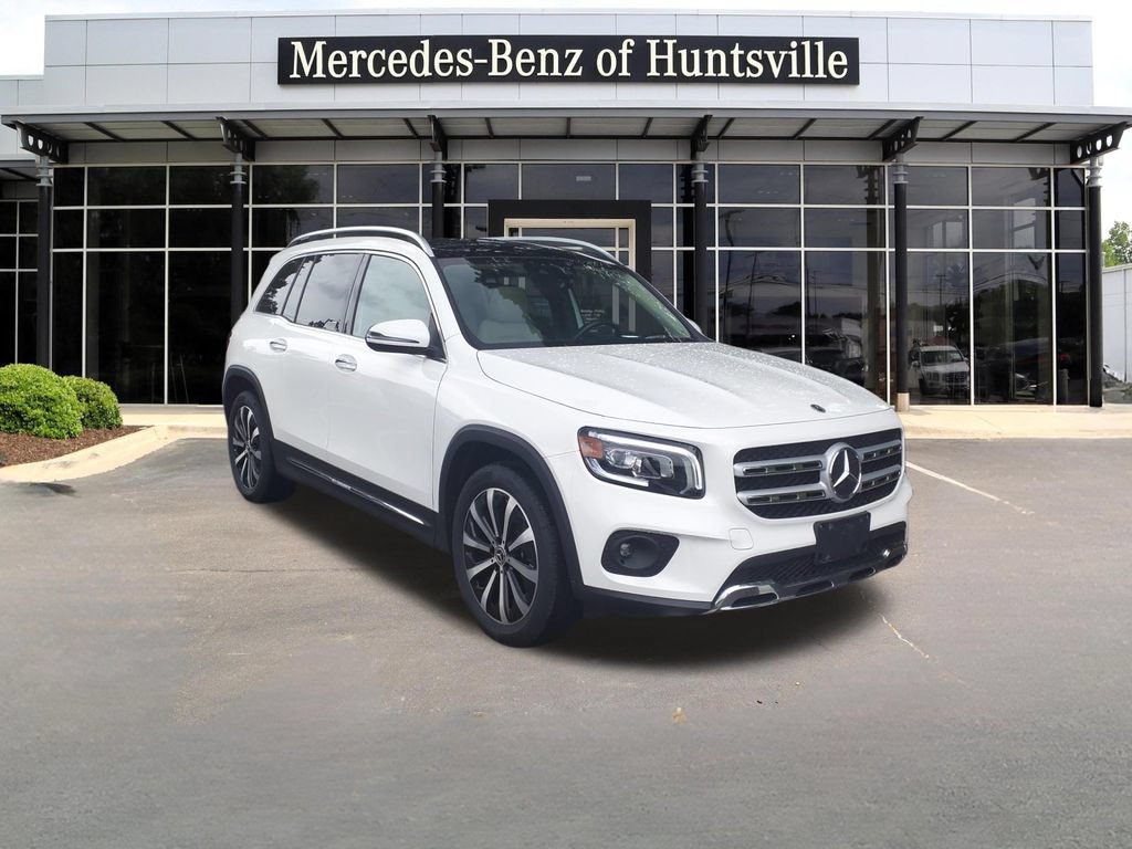 Certified 2023 Mercedes-Benz GLB 250 4MATIC w/ Premium Package image 1