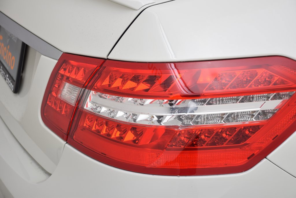 Used 2011 Mercedes-Benz E 350 Sedan image 14