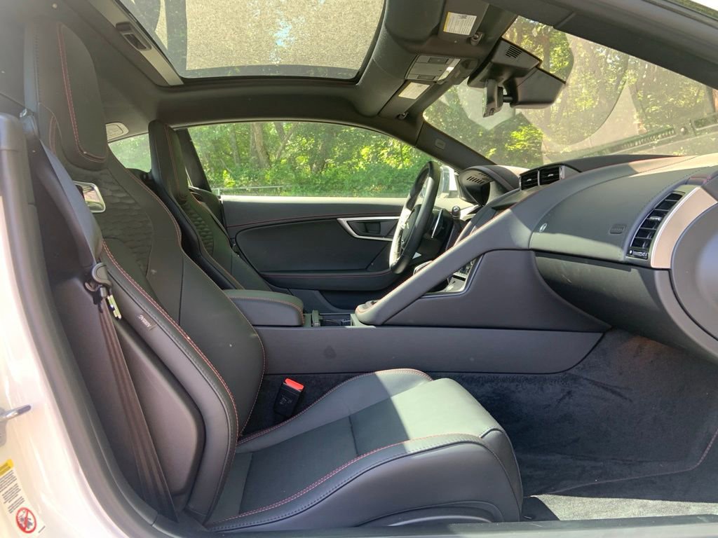 Used 2023 Jaguar F-TYPE R image 16