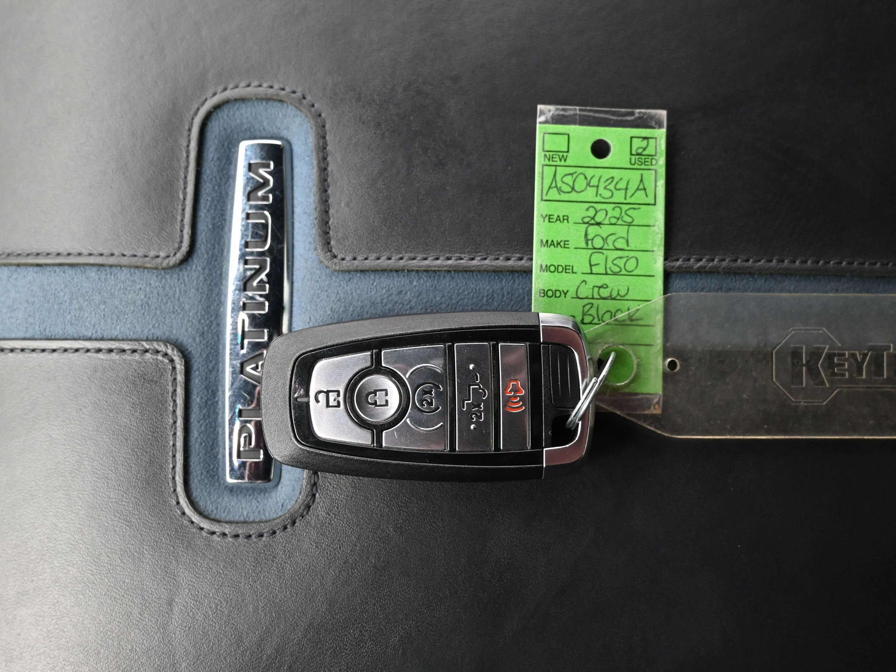 Used 2025 Ford F150 Platinum w/ FX4 Off-Road Package image 20