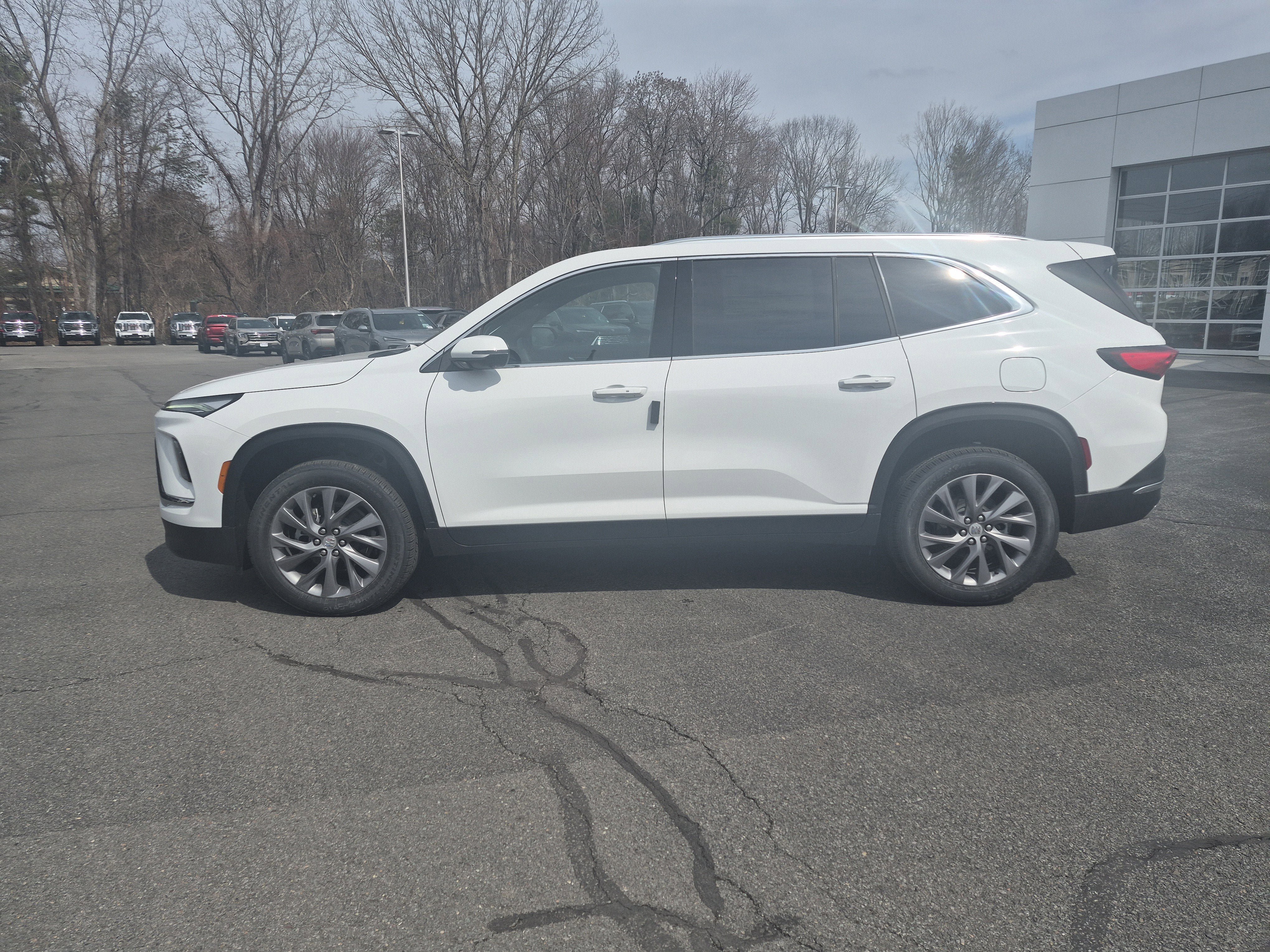 Used 2026 Buick Enclave Preferred image 12