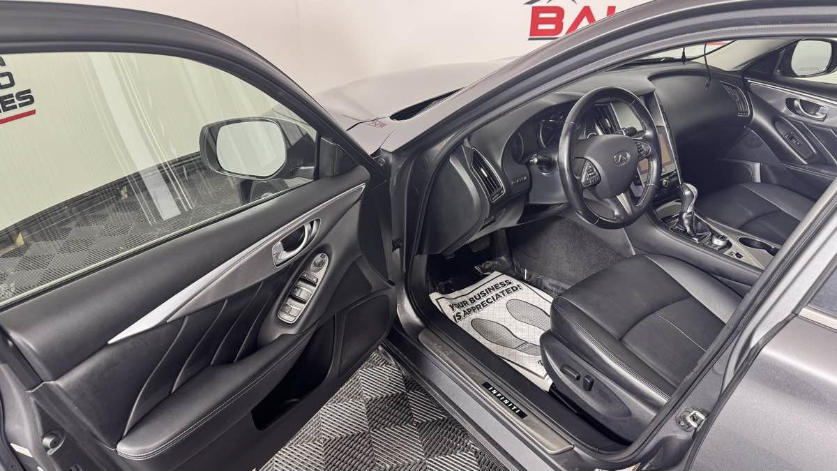 Used 2015 INFINITI Q50 Premium w/ Cargo Package RWD image 11