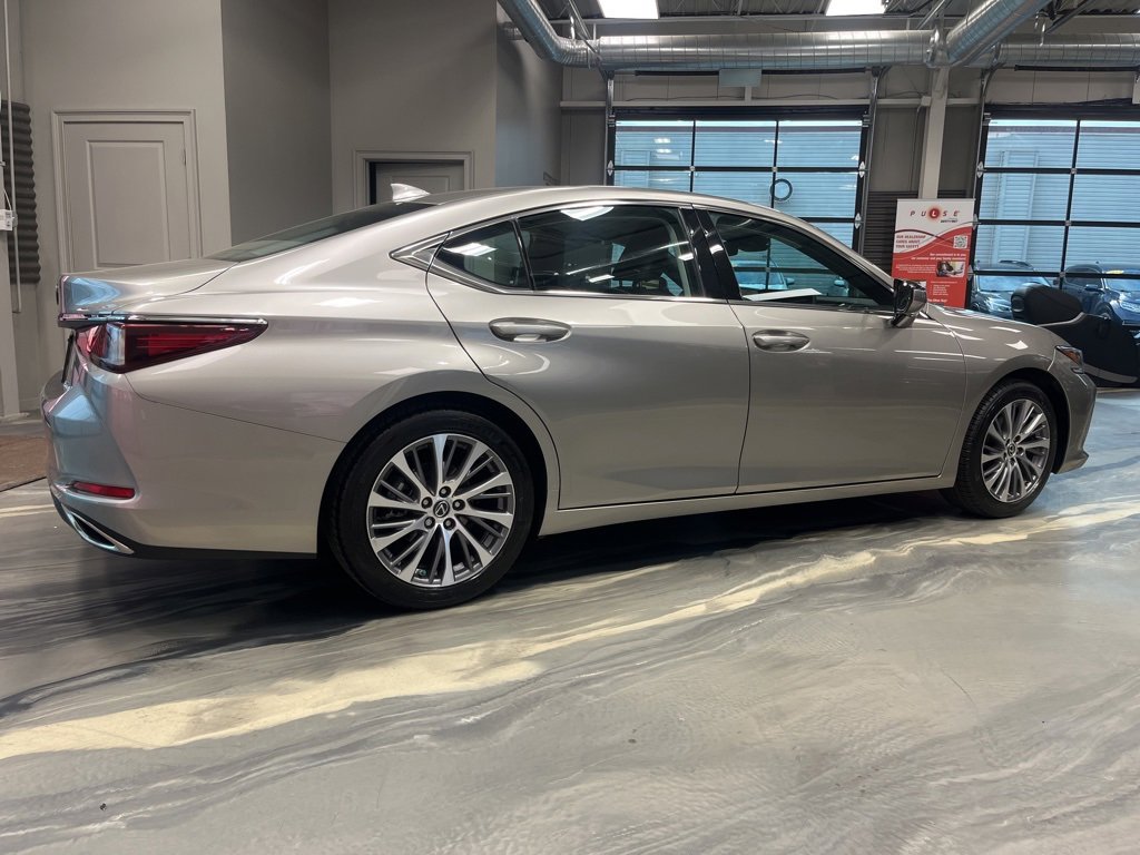 Used 2021 Lexus ES 350 w/ Premium Package image 19
