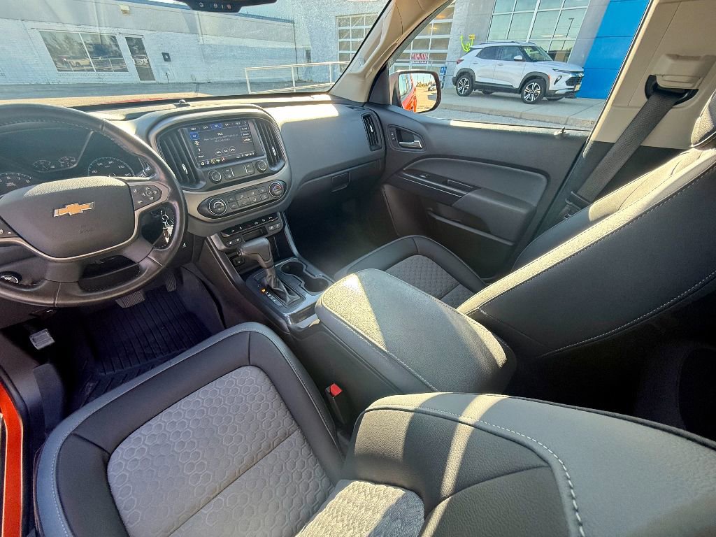 Used 2021 Chevrolet Colorado Z71 AWD/4WD image 15