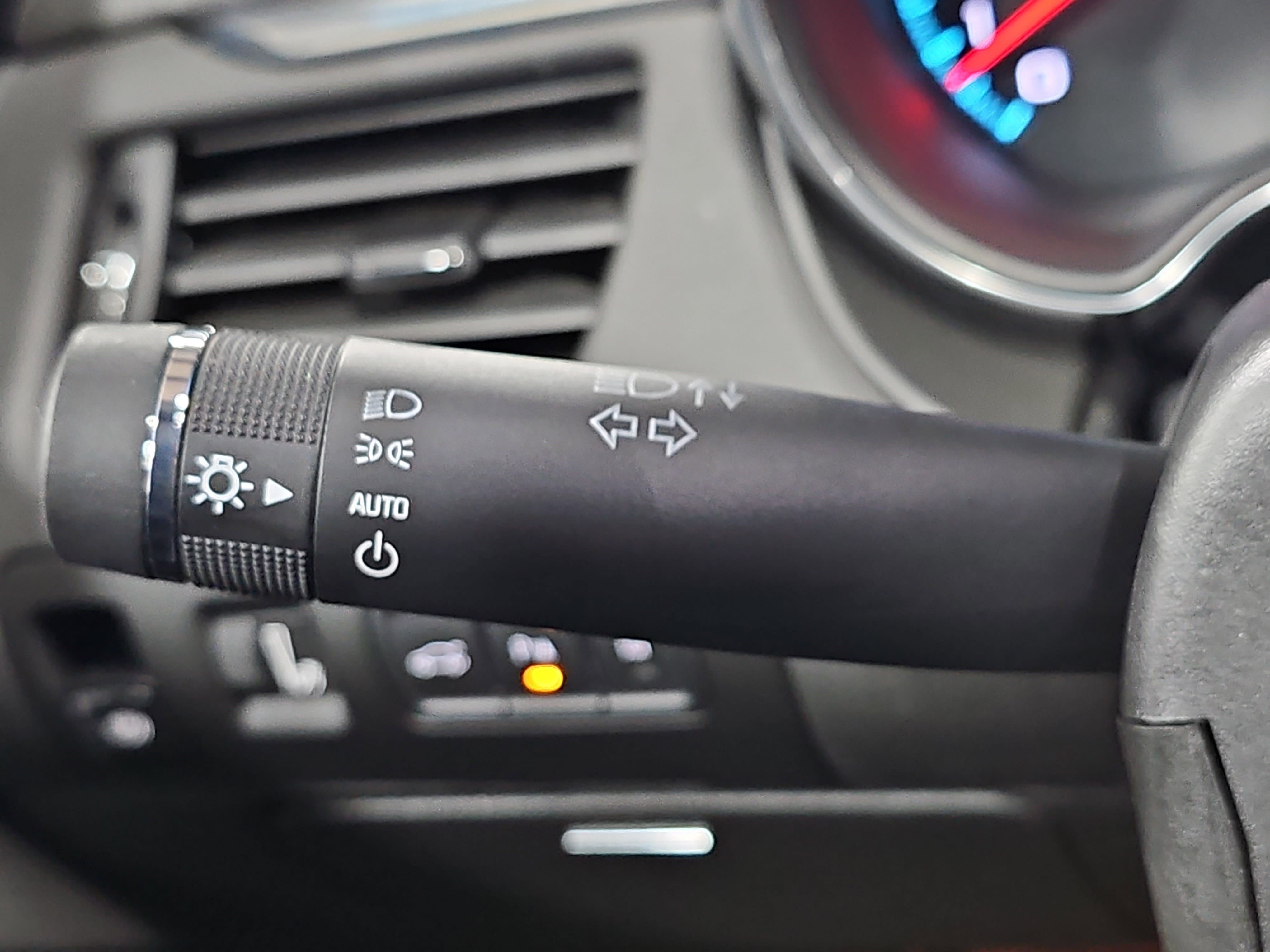 Used 2015 Chevrolet Impala LTZ image 26