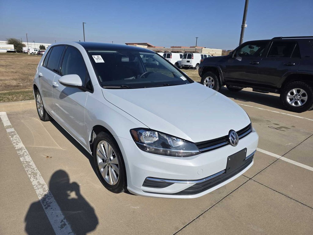 Used 2021 Volkswagen Golf 4-Door image 4