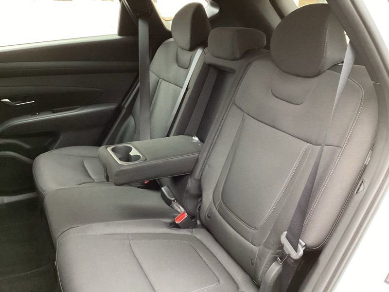 New 2026 Hyundai Tucson SE image 21