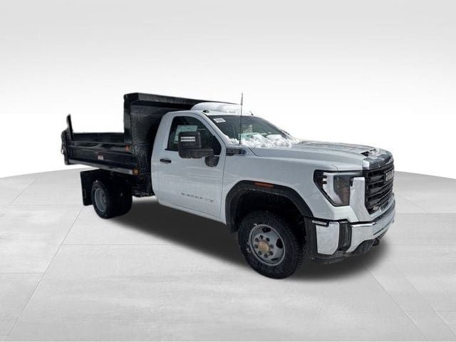 New 2026 GMC Sierra 3500 Pro w/ Convenience Package AWD/4WD image 2