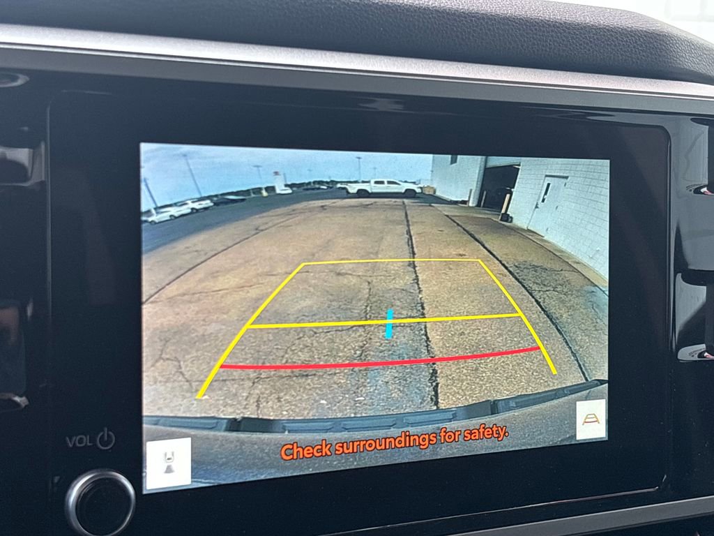 Used 2025 Toyota Tundra SR5 AWD/4WD image 12