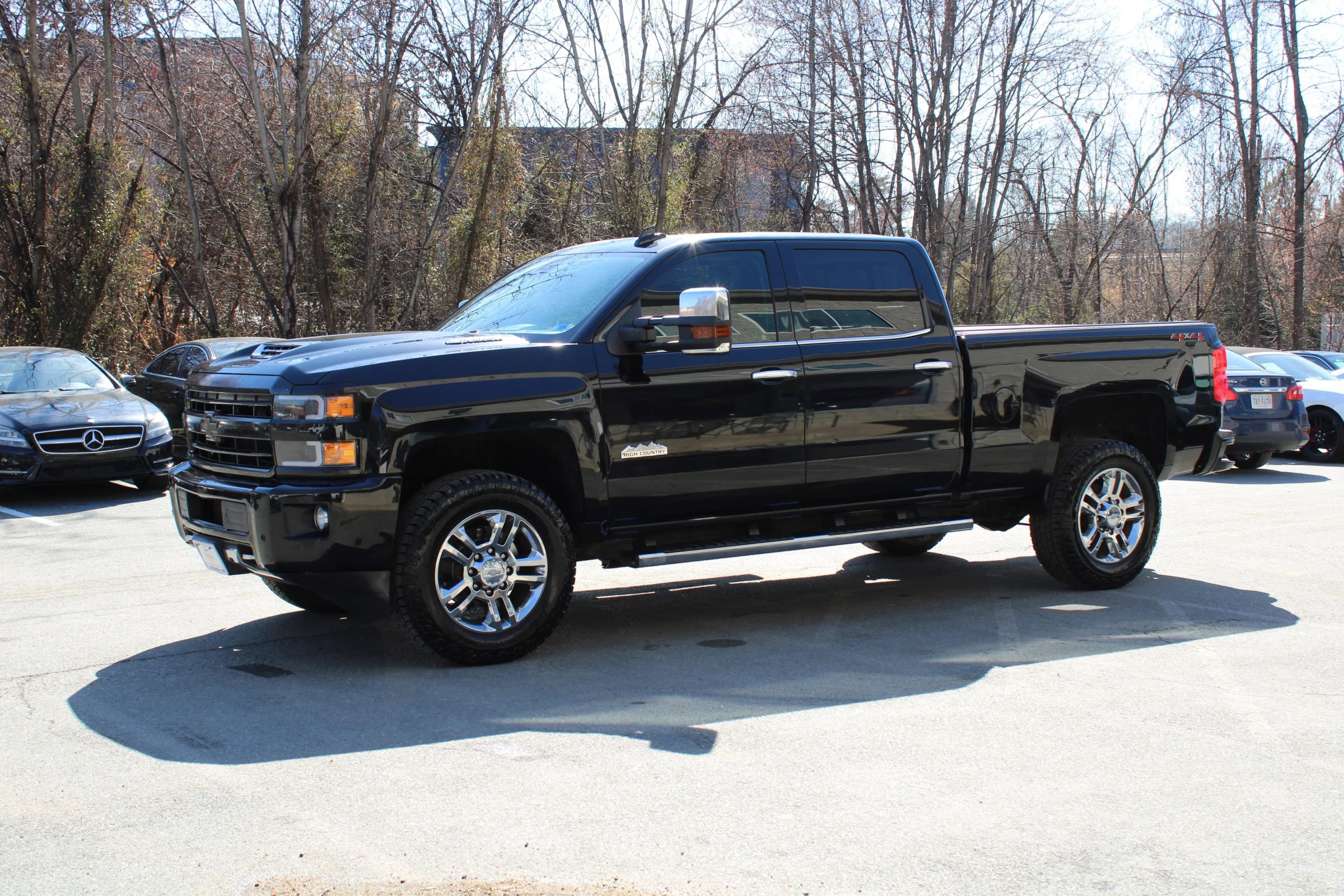 Used 2019 Chevrolet Silverado 2500 High Country w/ Duramax Plus Package image 3