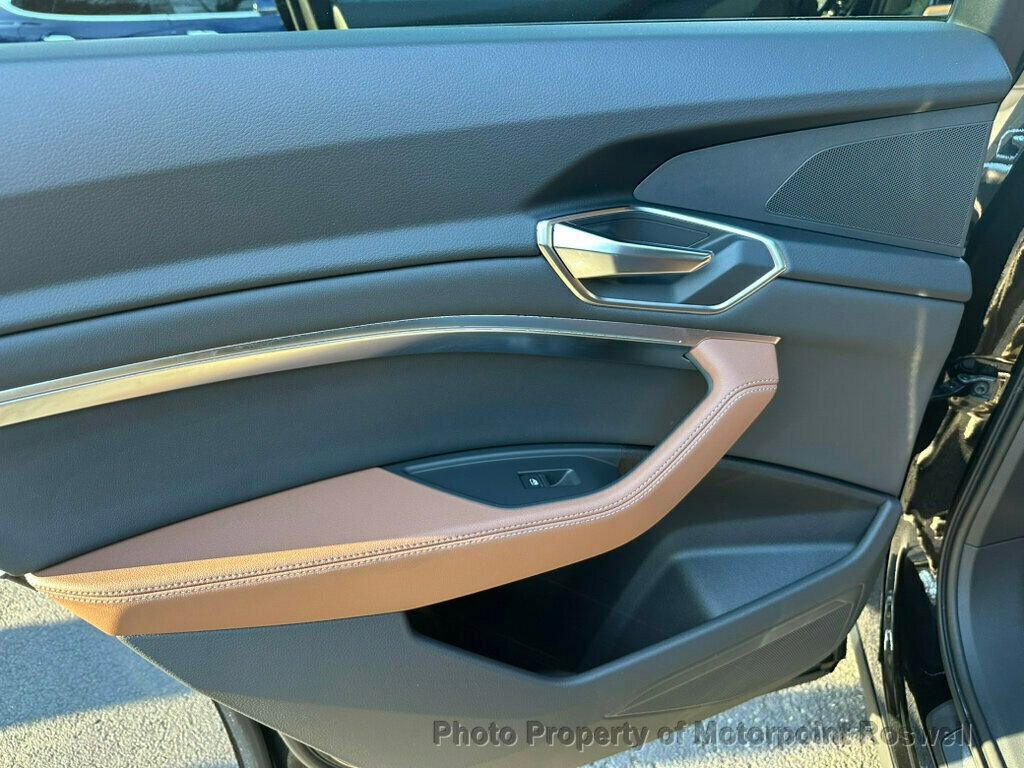 Used 2024 Audi Q8 e-tron Premium image 19