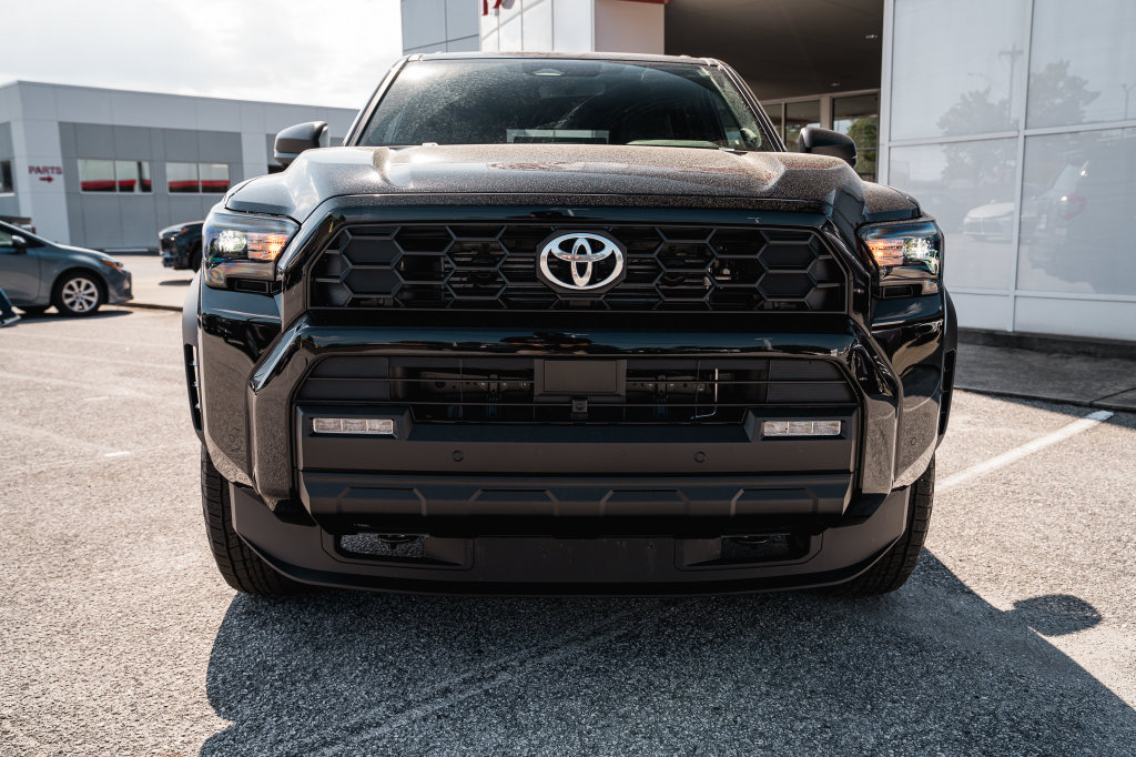 New 2026 Toyota 4Runner TRD Off-Road Premium AWD/4WD image 2