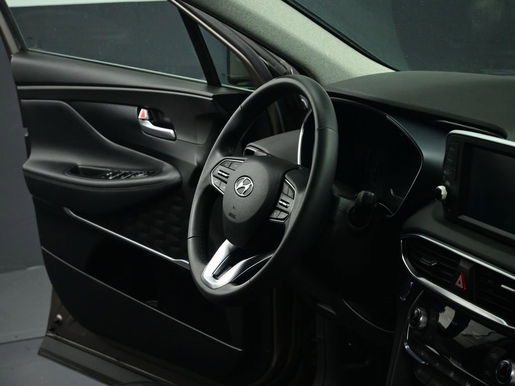 Used 2019 Hyundai Santa Fe Limited image 32
