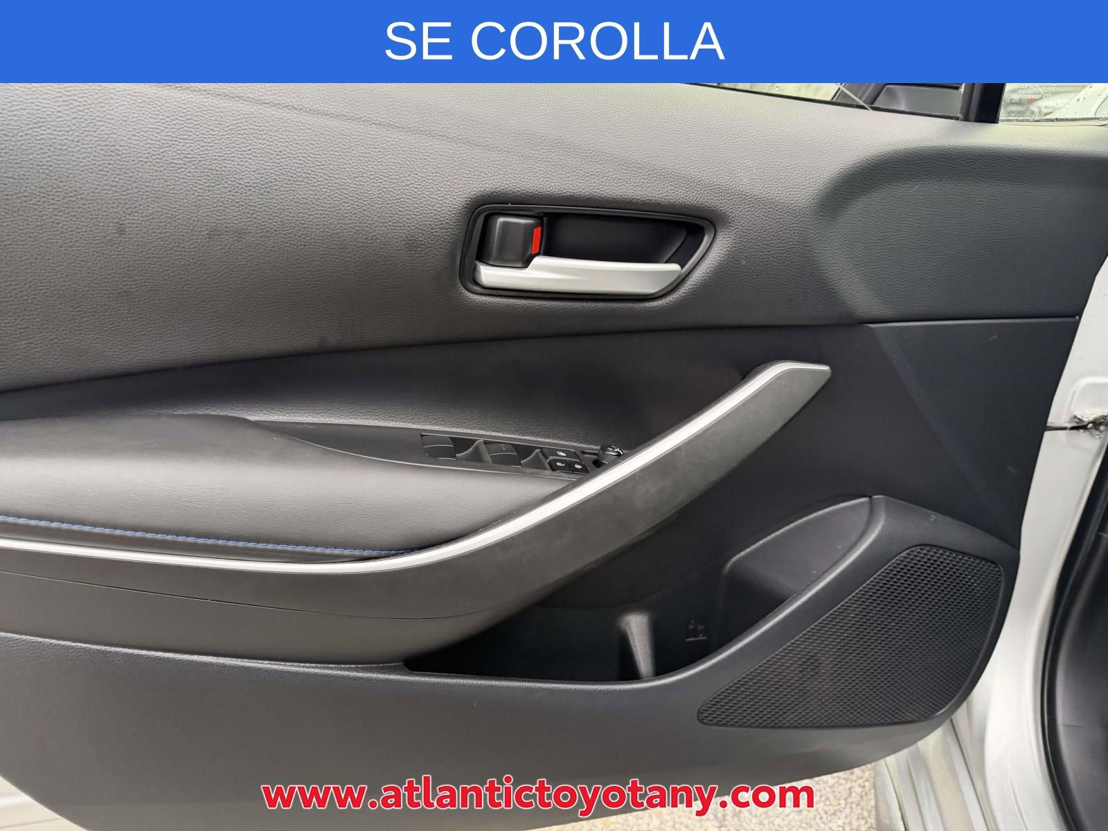 Used 2022 Toyota Corolla SE w/ SE Premium Package FWD image 19