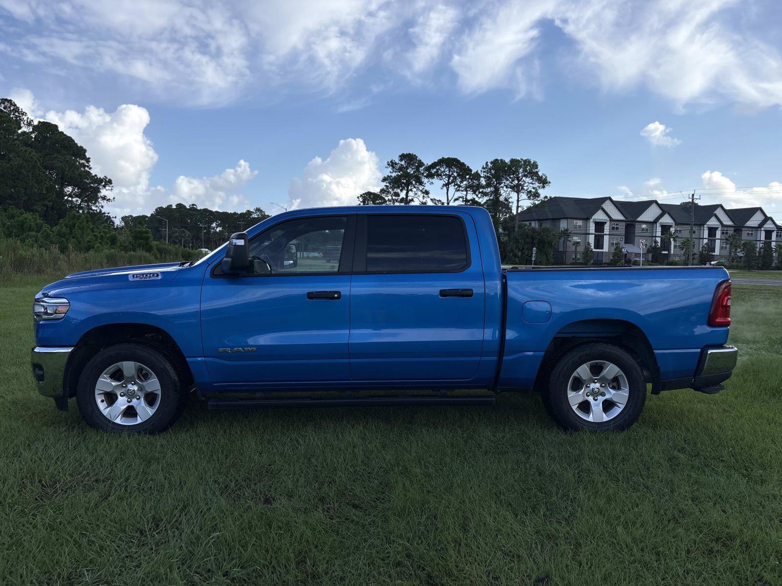 Certified 2025 RAM 1500 Tradesman AWD/4WD image 6