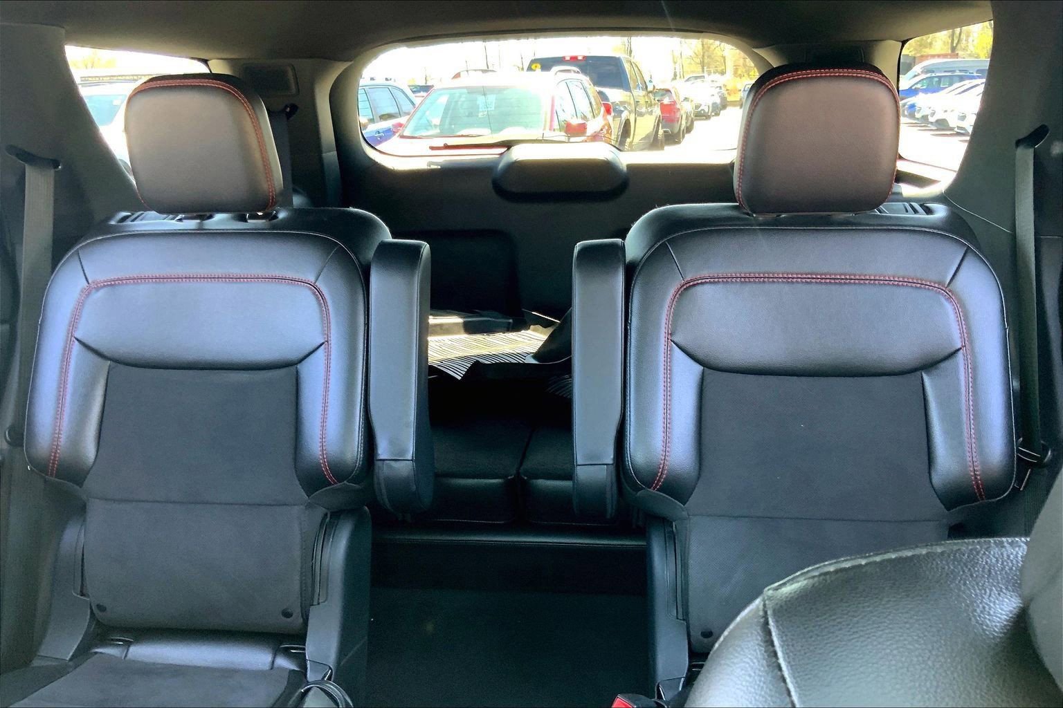 Used 2022 Ford Explorer ST-Line image 33