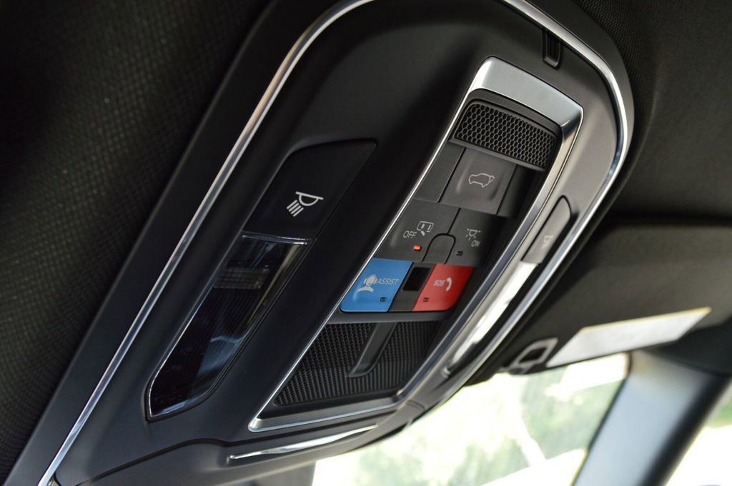 New 2025 Jeep Grand Cherokee Laredo w/ Luxury Tech Group I image 24