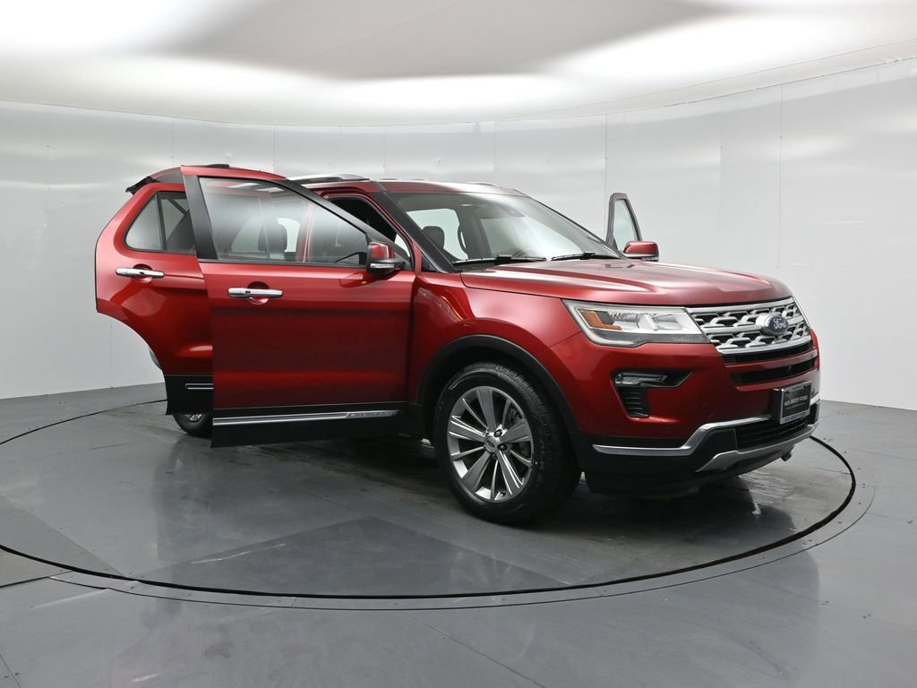 Certified 2018 Ford Explorer Limited w/ Ford Safe & Smart Package image 41
