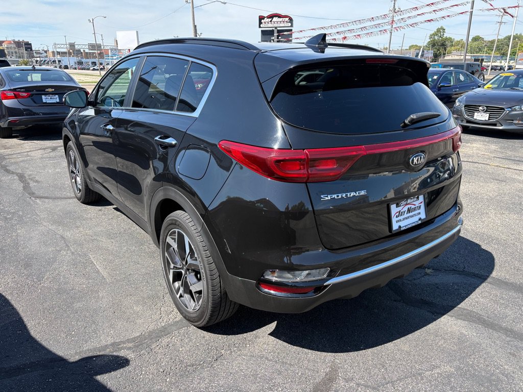 Used 2022 Kia Sportage EX AWD/4WD image 5