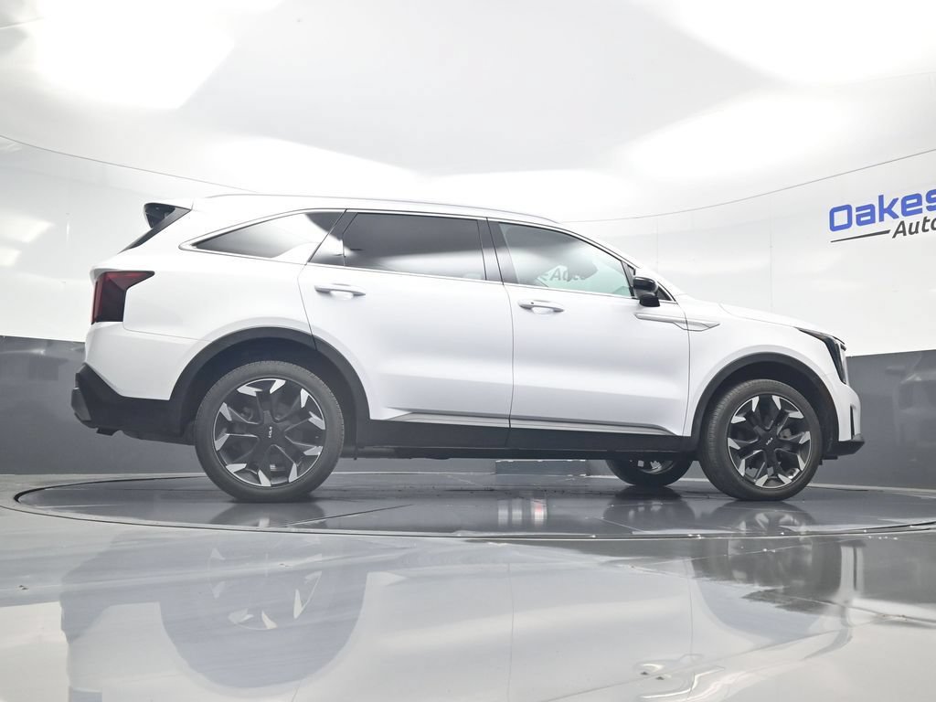 Certified 2026 Kia Sorento EX AWD/4WD image 46