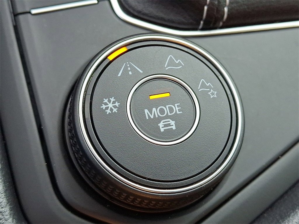 Used 2022 Volkswagen Taos SE image 27