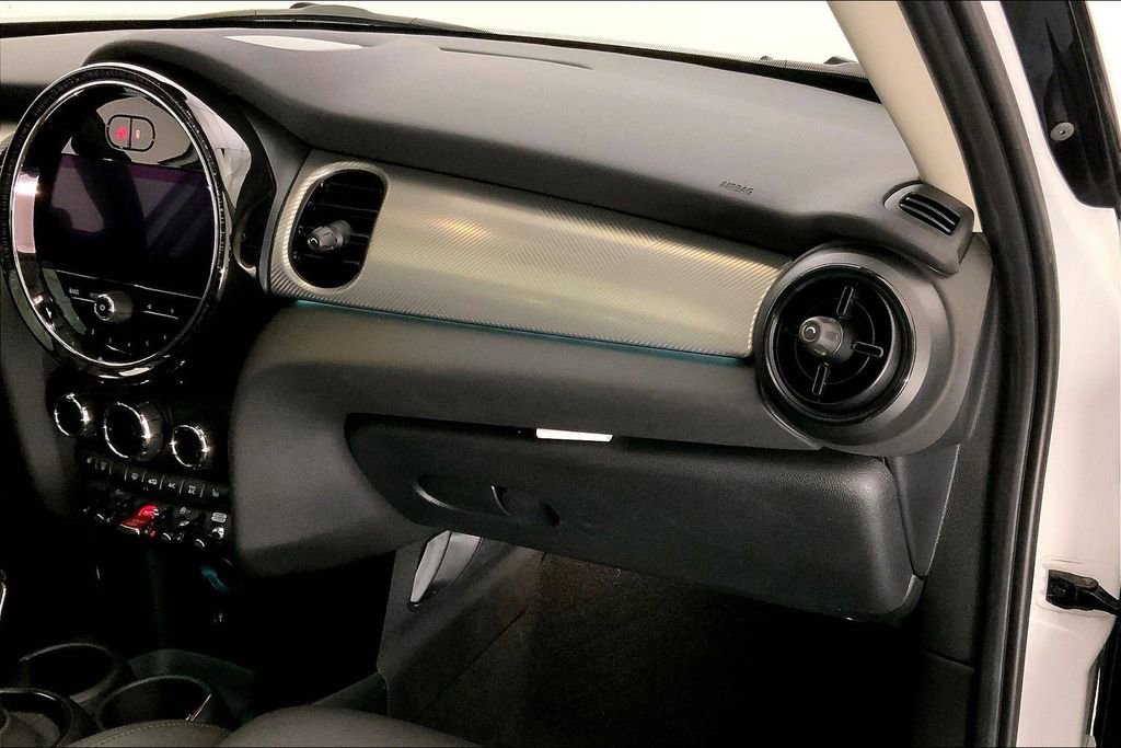 Certified 2024 MINI Cooper S image 23