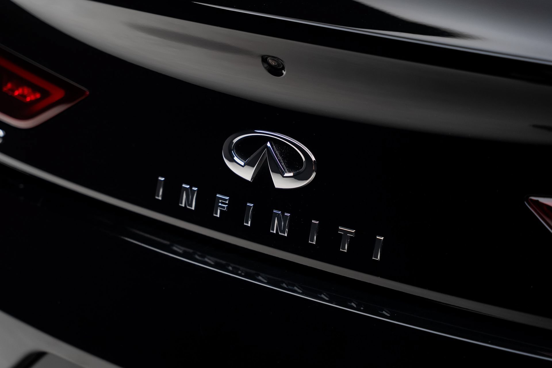 Used 2019 INFINITI Q60 3.0t Luxe AWD/4WD image 30