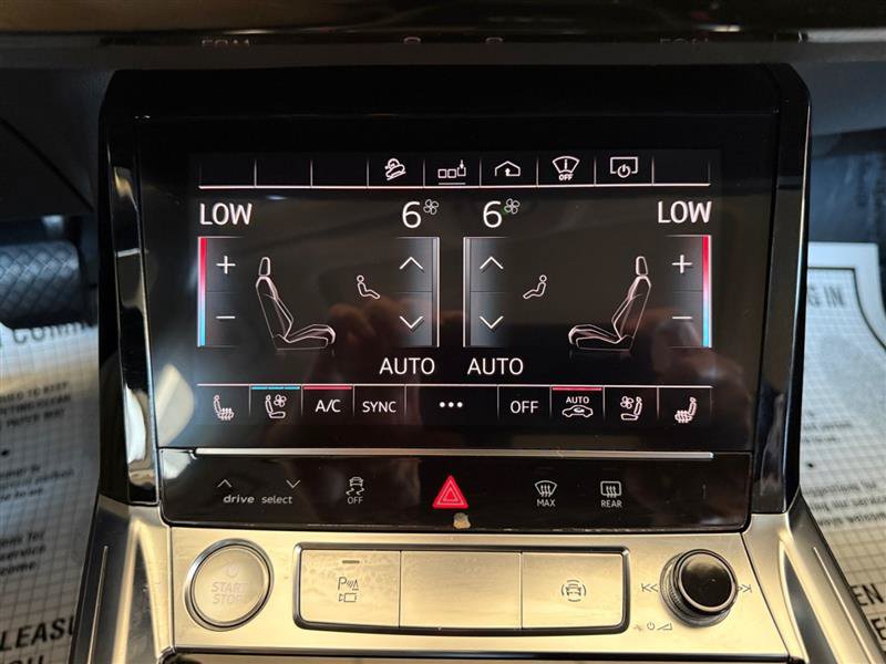 Used 2019 Audi e-tron Prestige w/ Prestige Package AWD/4WD image 26