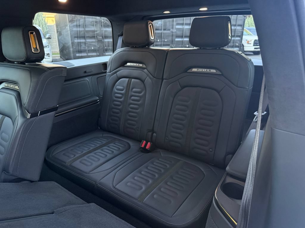 Used 2022 Rivian R1S Launch Edition Quad AWD/4WD image 38