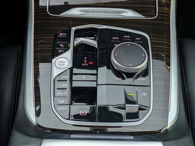 Used 2025 BMW X5 xDrive50e image 15