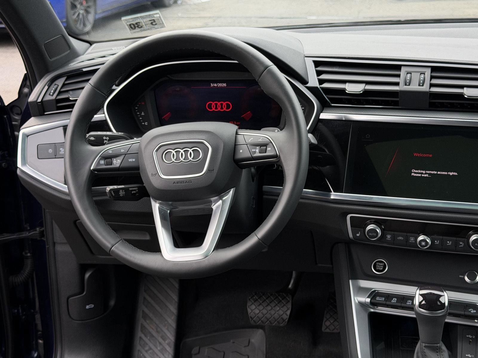 Used 2025 Audi Q3 2.0T Premium Plus w/ Premium Plus Package image 19