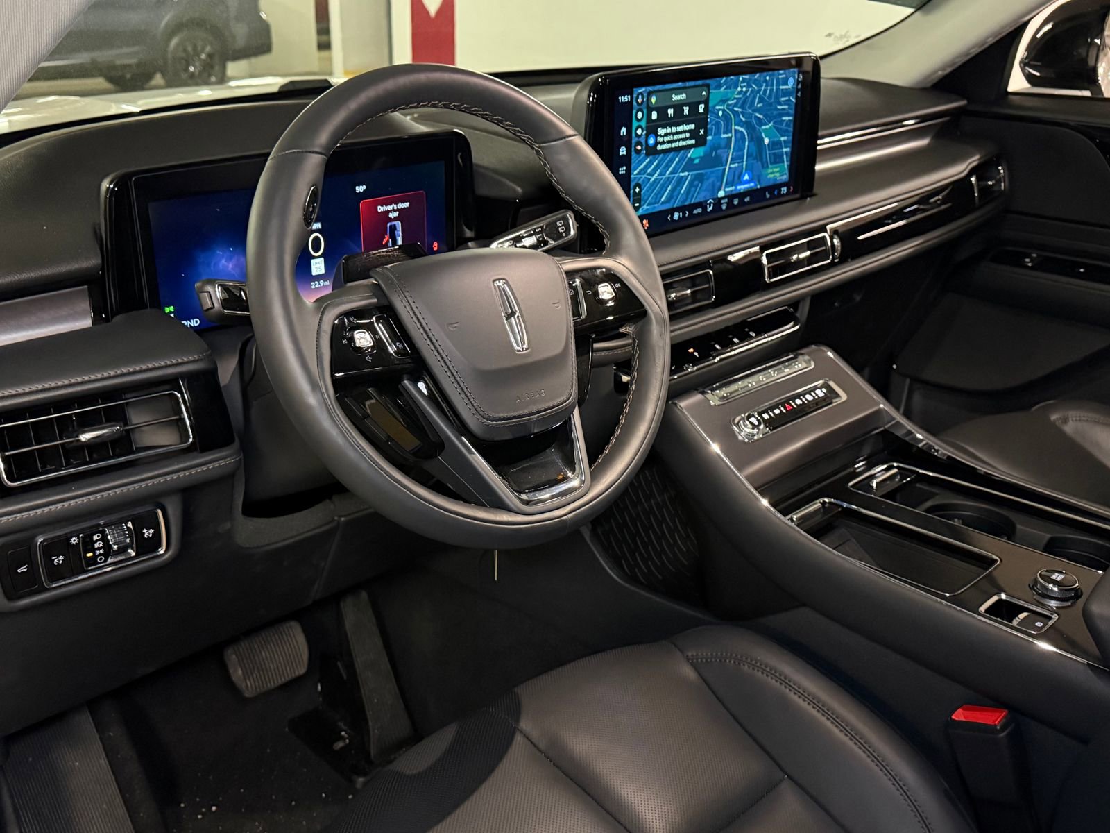 New 2026 Lincoln Aviator AWD image 21