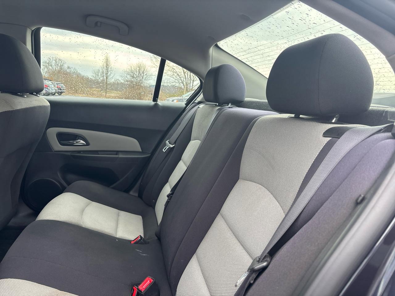 Used 2015 Chevrolet Cruze LS FWD image 15