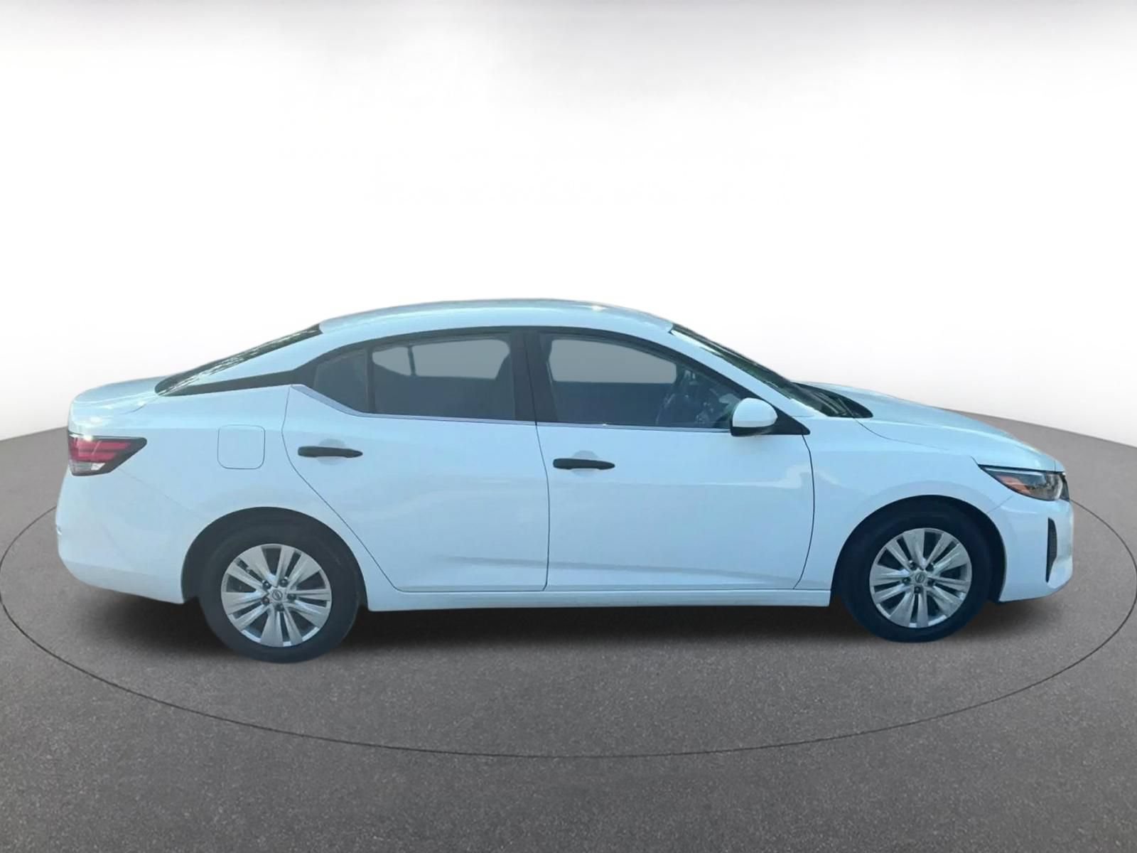 Used 2025 Nissan Sentra S FWD image 13