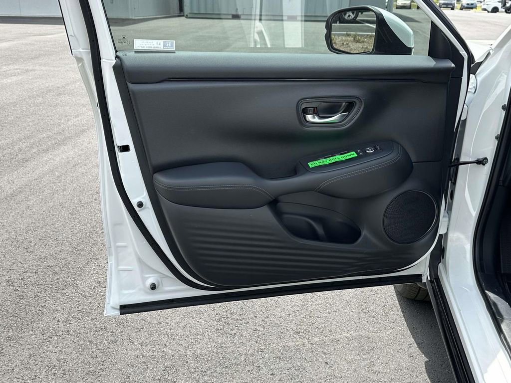 New 2026 Honda HR-V EX-L image 5