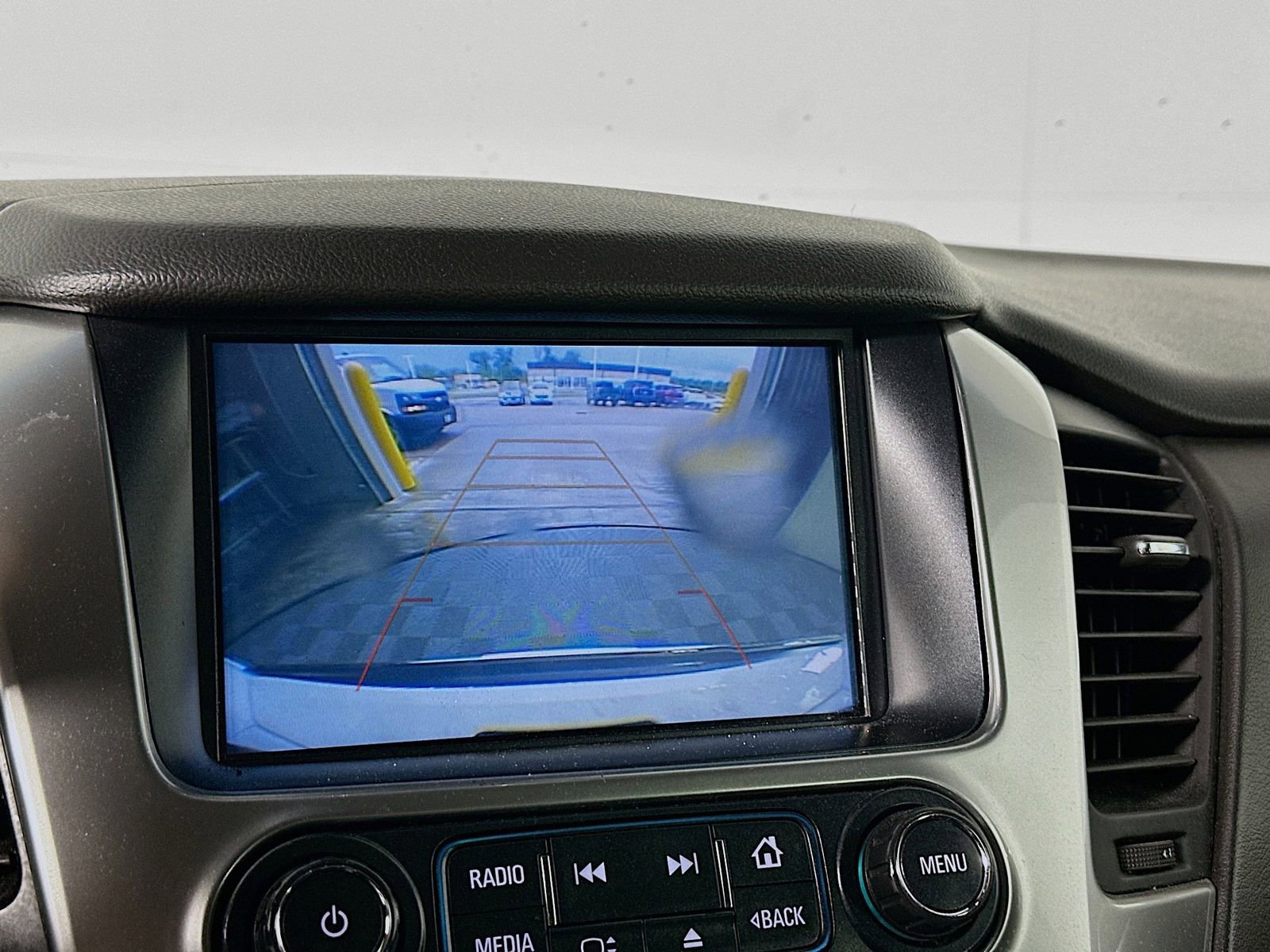 Used 2020 Chevrolet Tahoe Premier AWD/4WD image 14
