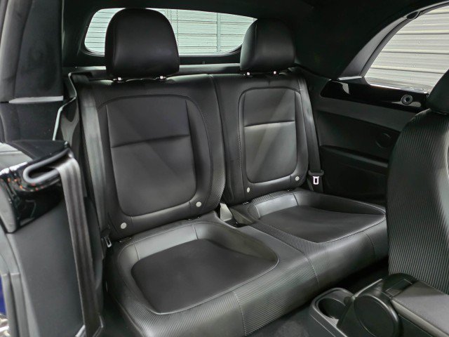 Used 2014 Volkswagen Beetle R-Line FWD image 18