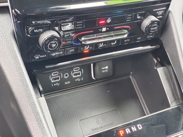 Used 2023 Jeep Grand Cherokee Laredo w/ Luxury Tech Group I image 17