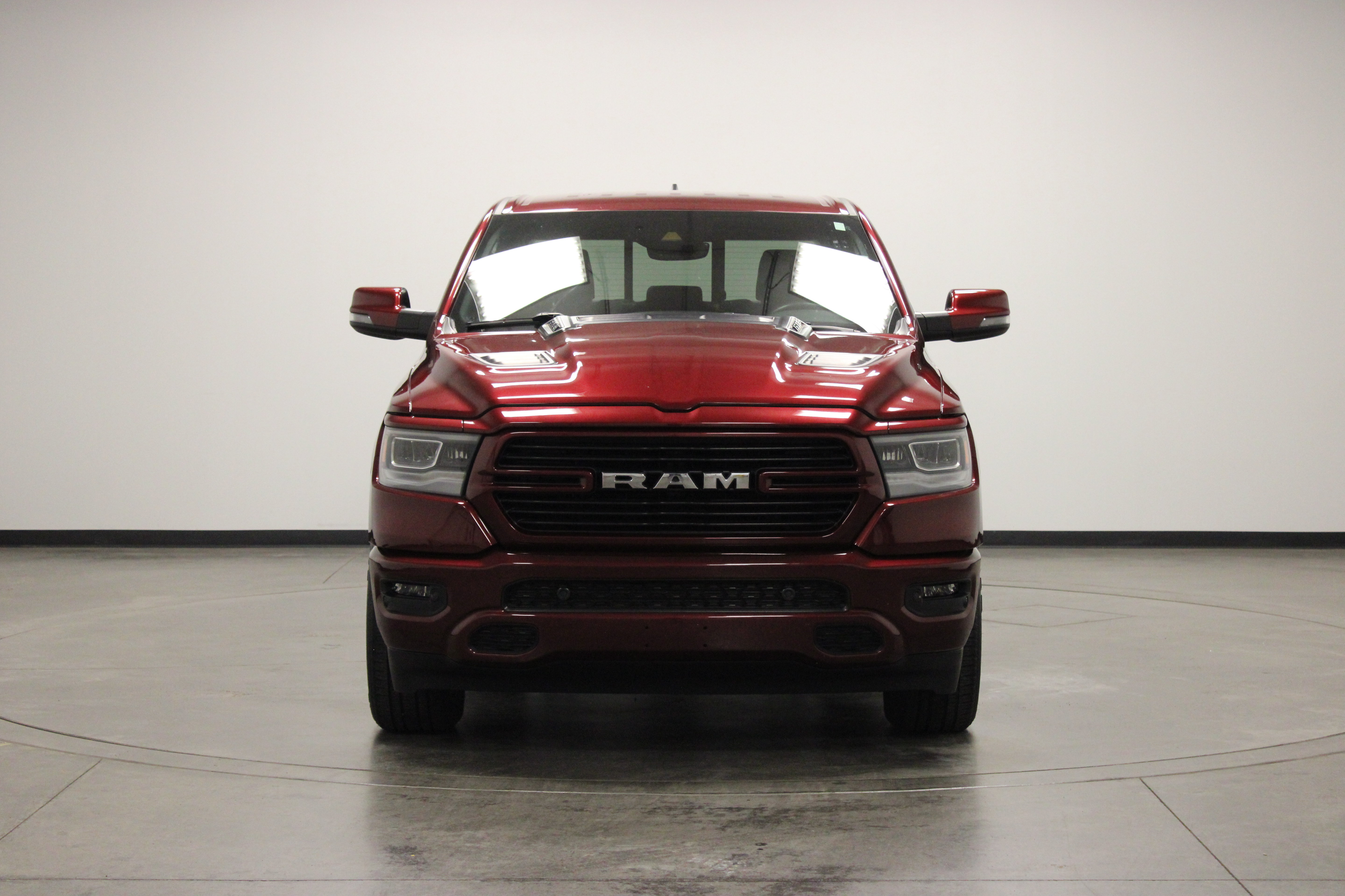 Used 2023 RAM 1500 Laramie RWD image 3
