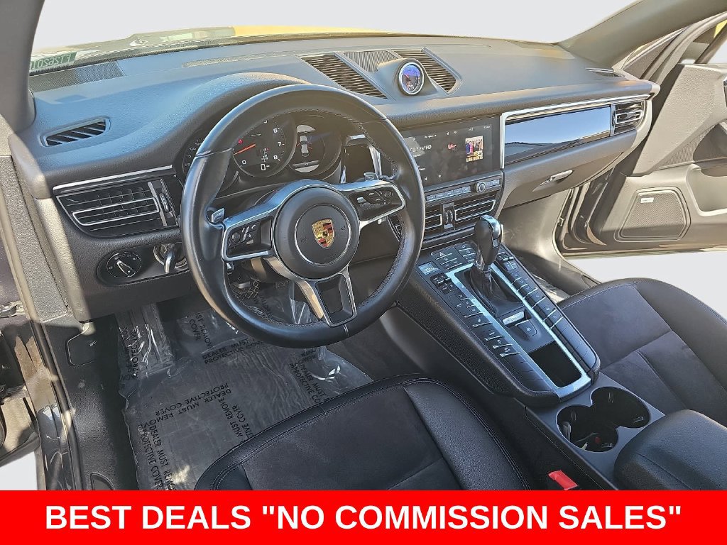 Used 2021 Porsche Macan w/ Premium Package AWD/4WD image 16