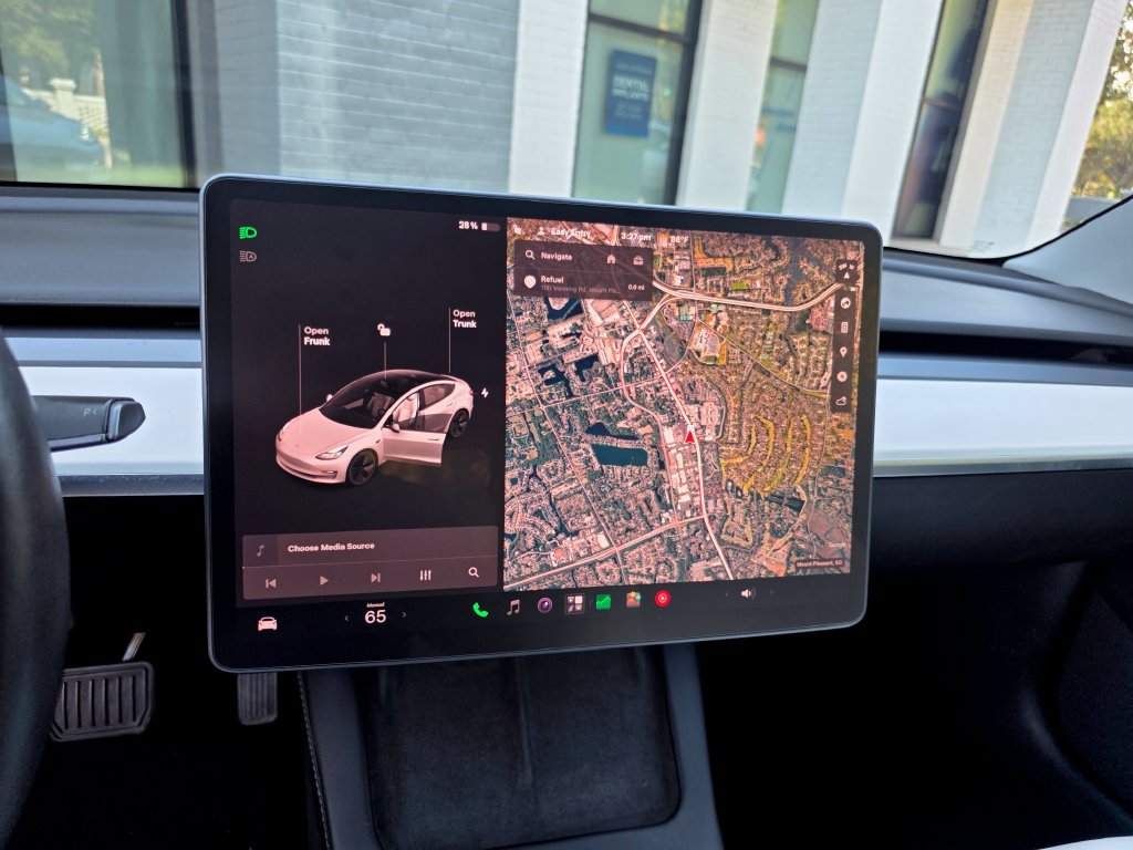 Used 2021 Tesla Model 3 Long Range AWD/4WD image 17